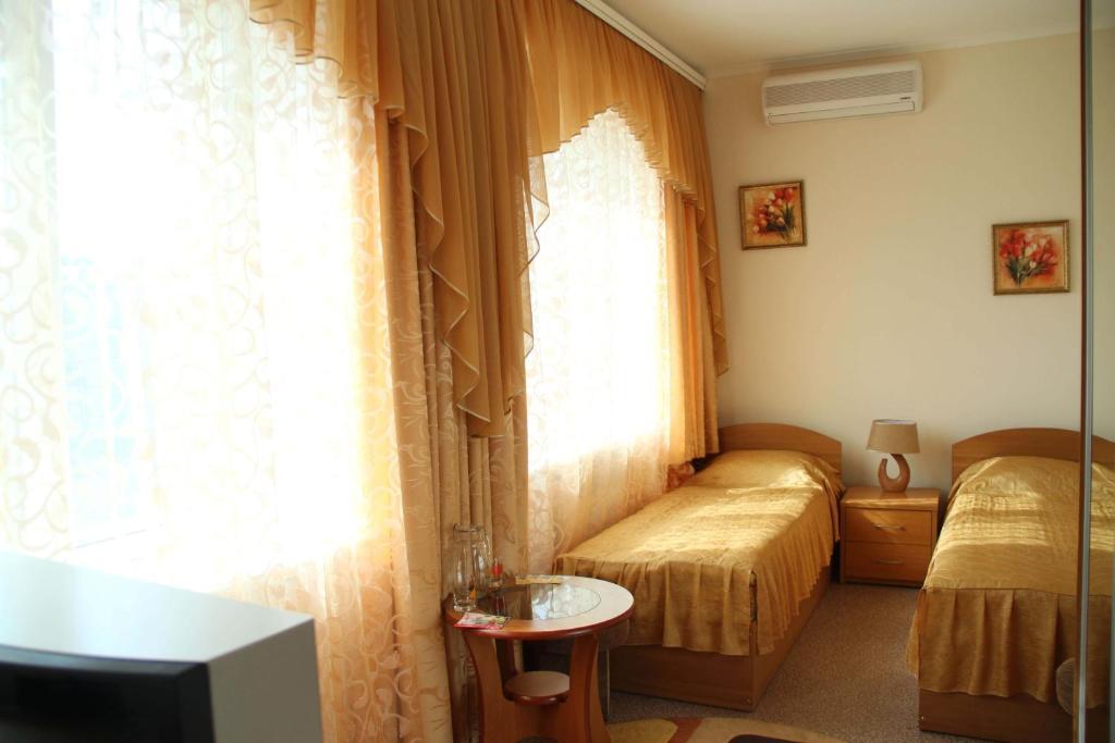 Kristina Hotel Zaporizhia Habitación foto